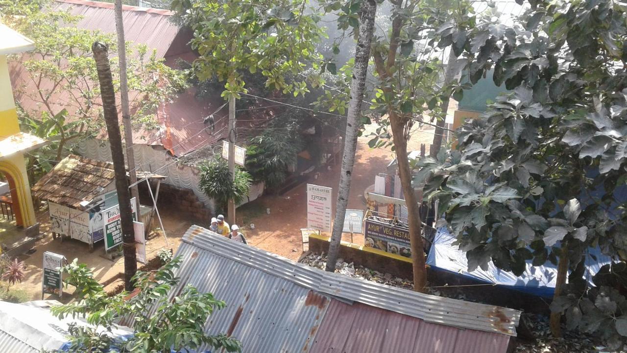 Baby House Hotel Varkala Buitenkant foto