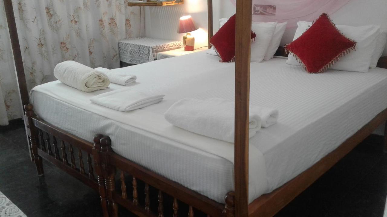 Baby House Hotel Varkala Buitenkant foto