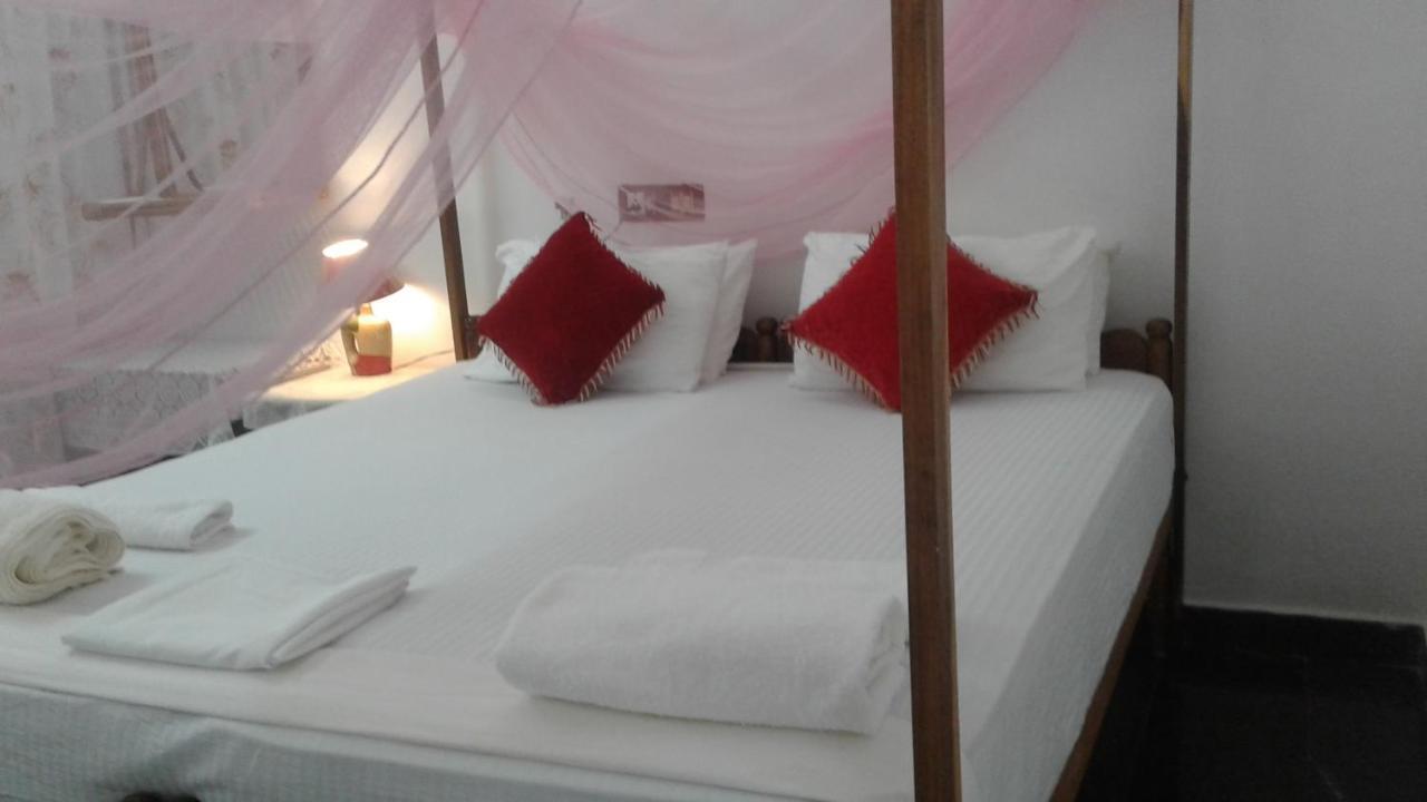 Baby House Hotel Varkala Buitenkant foto